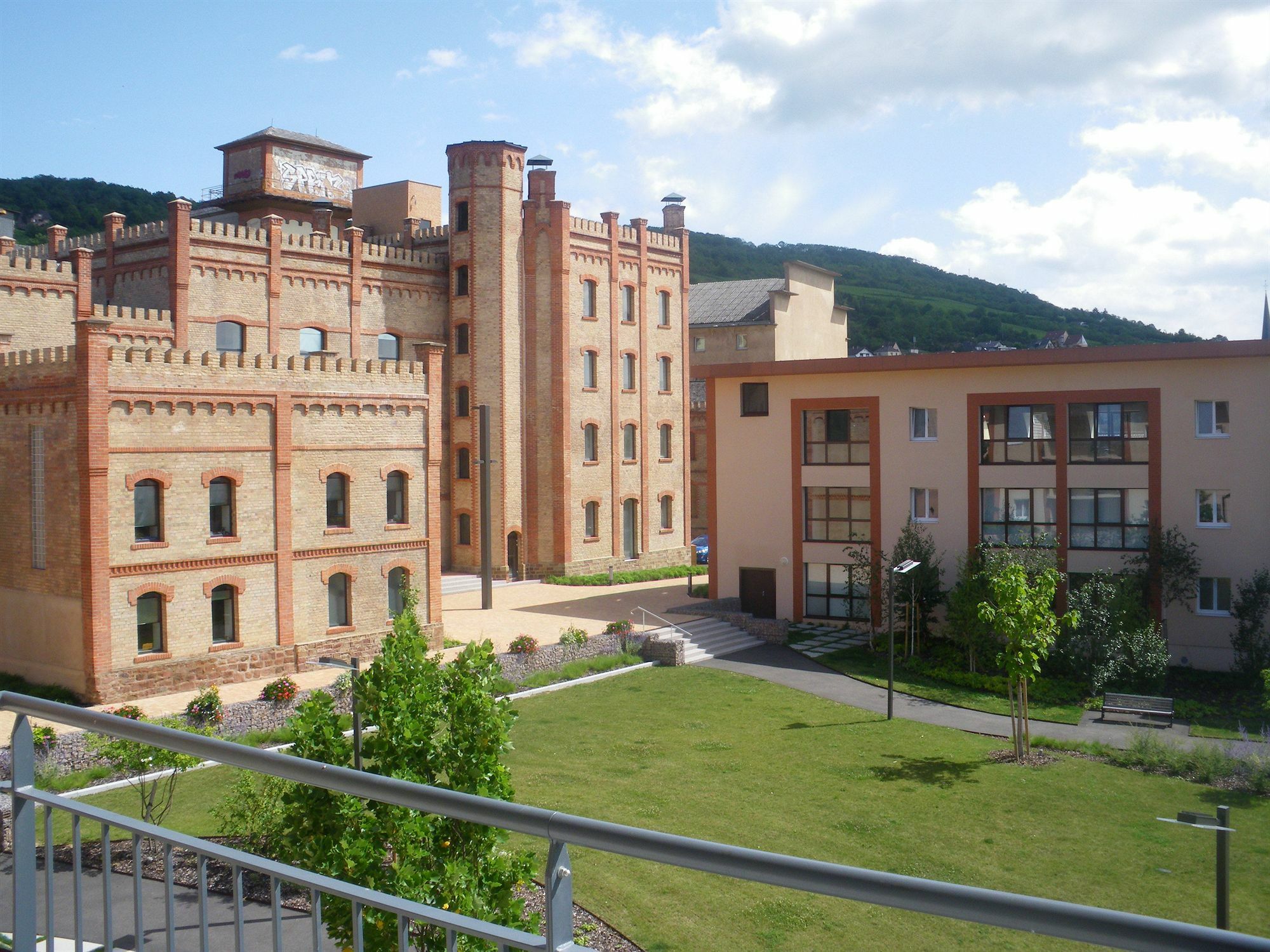 Zenitude Hôtel-Résidences Les Portes d'Alsace Mutzig Exterior foto